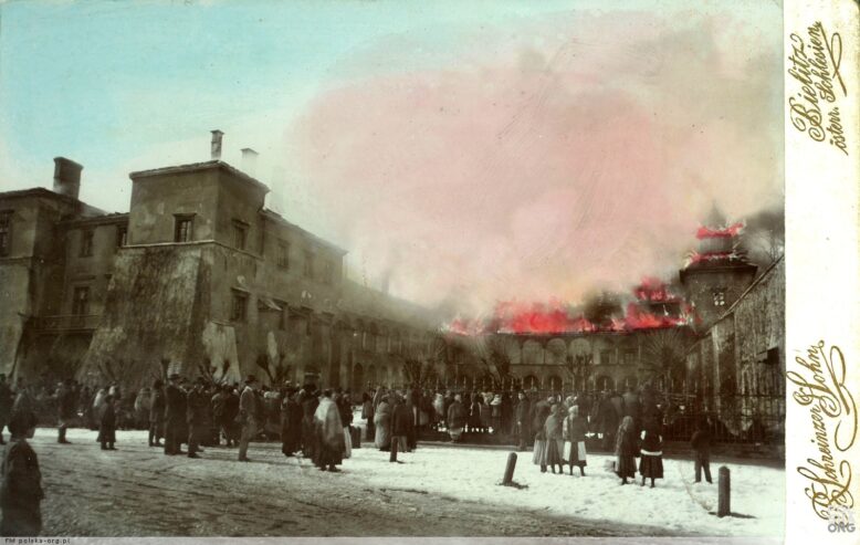 Pożar zamku w Suchej Beskidzkiej, 1905